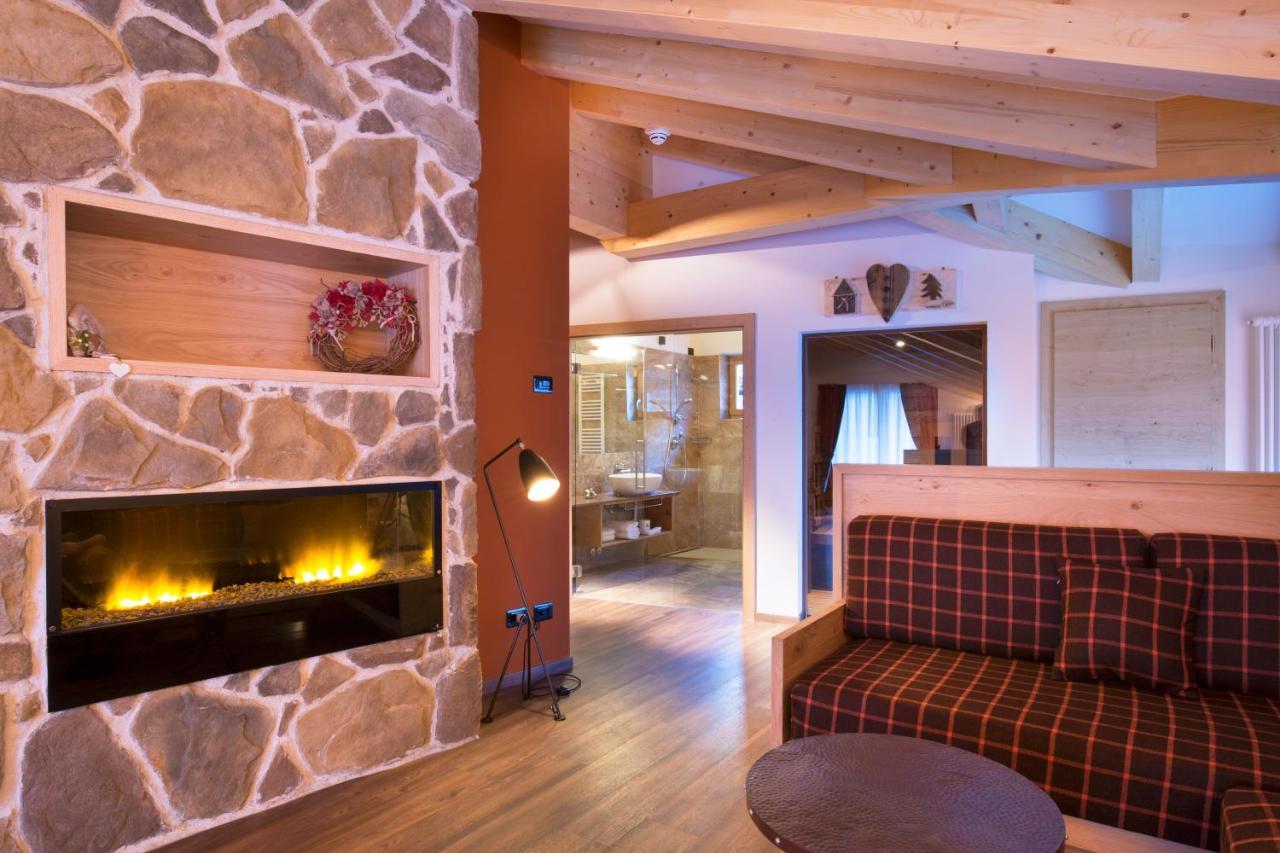 Chalet Marcora Campitello di Fassa Esterno foto