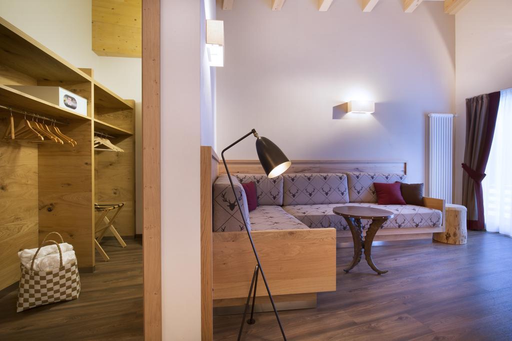 Chalet Marcora Campitello di Fassa Camera foto